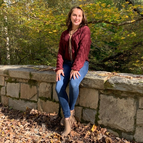 Meet your Posher, Regan - Picture 4 of 4